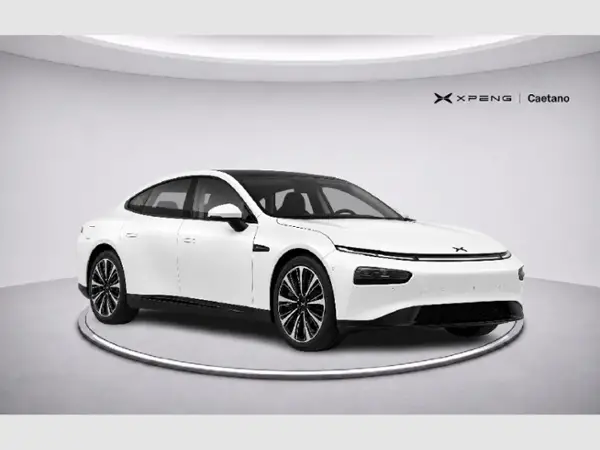 XPENG P7 Long Range RWD